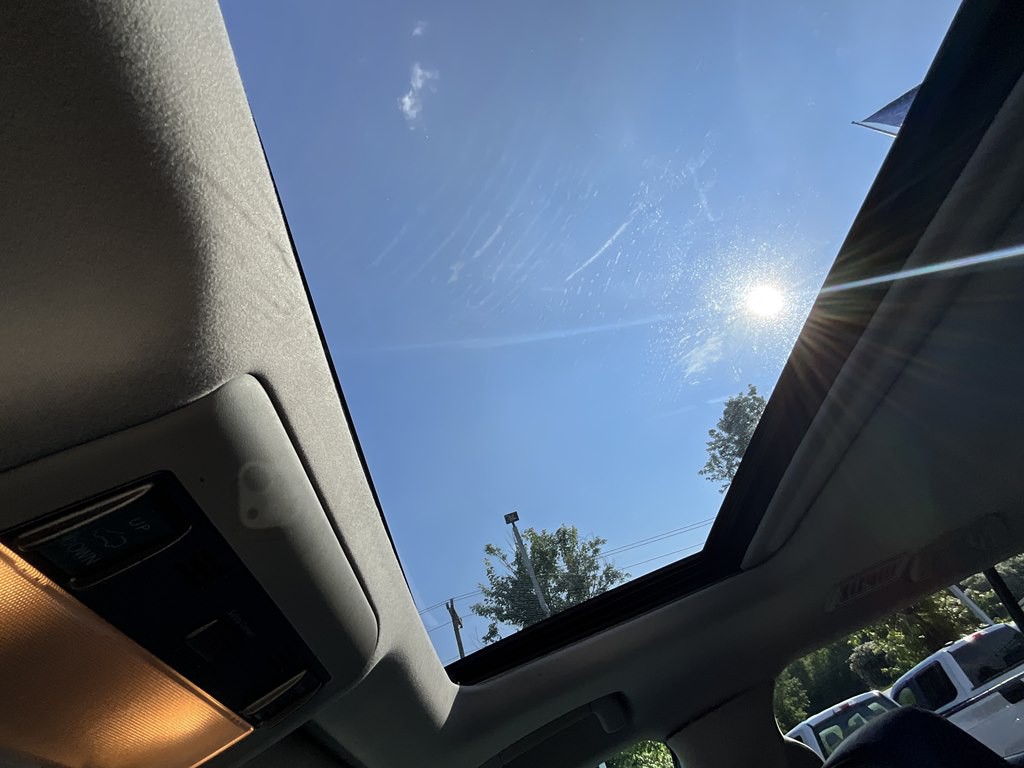 2013 Lexus LX Image 32