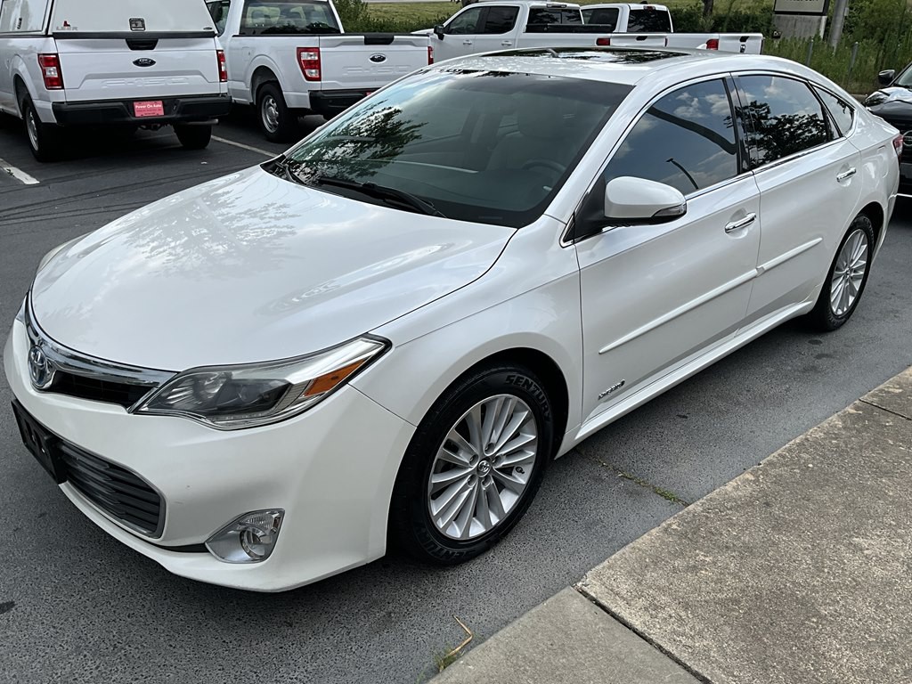 2015 Toyota Avalon Image 3