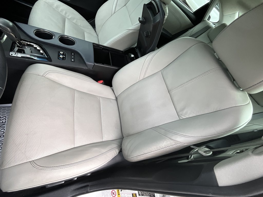 2015 Toyota Avalon Image 15