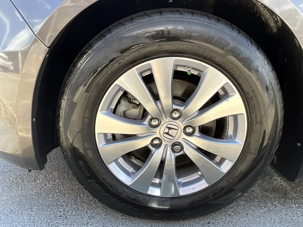 2015 Honda Odyssey Image 9
