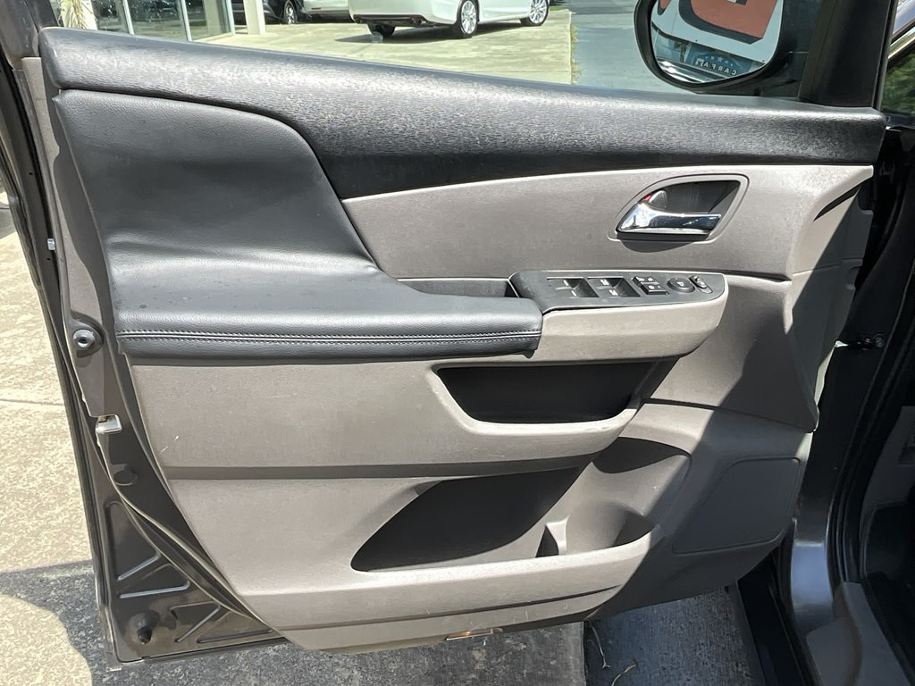 2015 Honda Odyssey Image 11