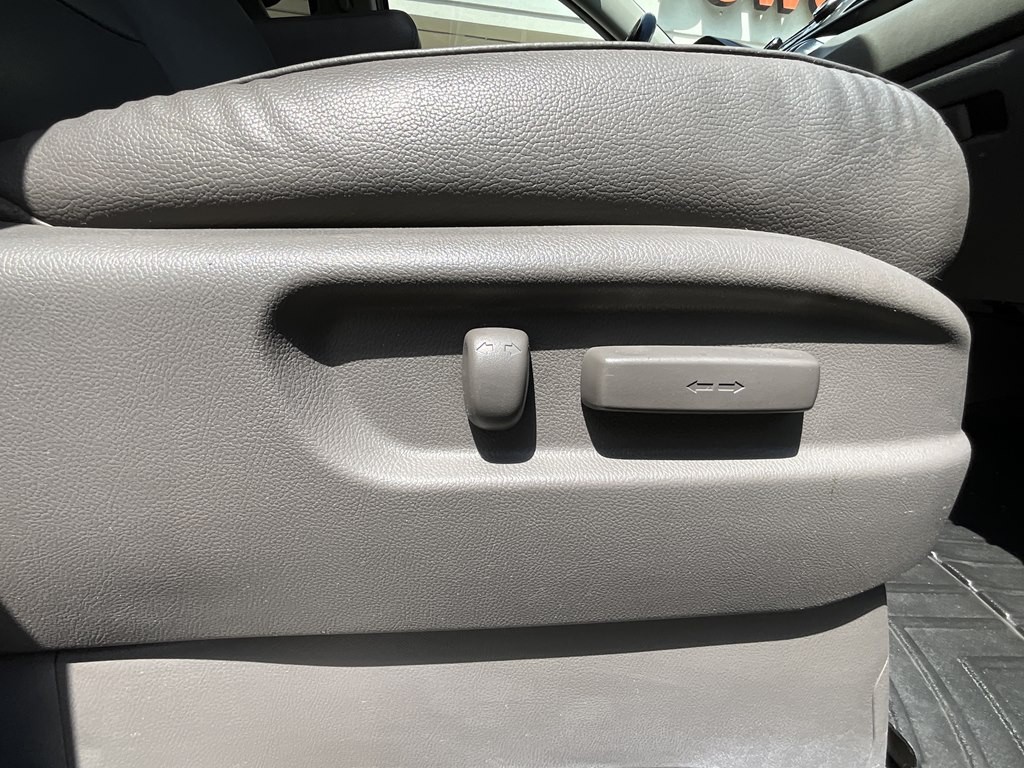 2015 Honda Odyssey Image 16