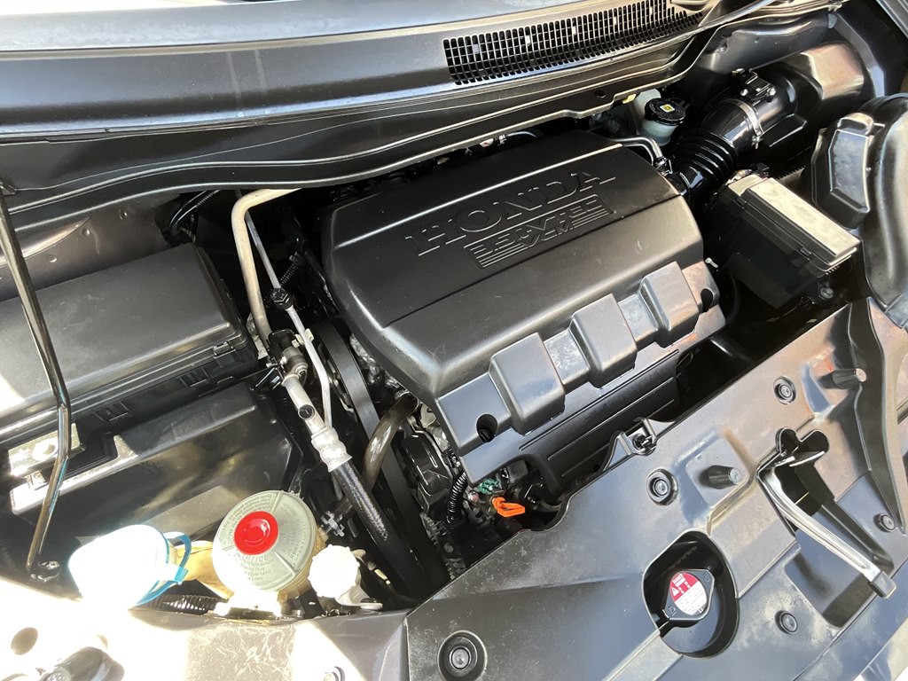 2015 Honda Odyssey Image 30
