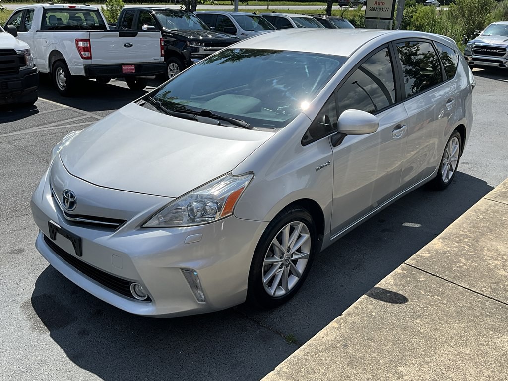 2013 Toyota Prius Image 3