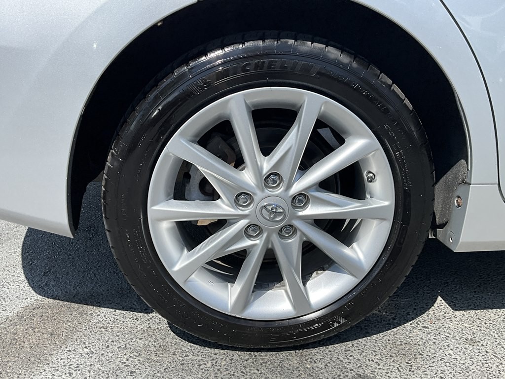 2013 Toyota Prius Image 7