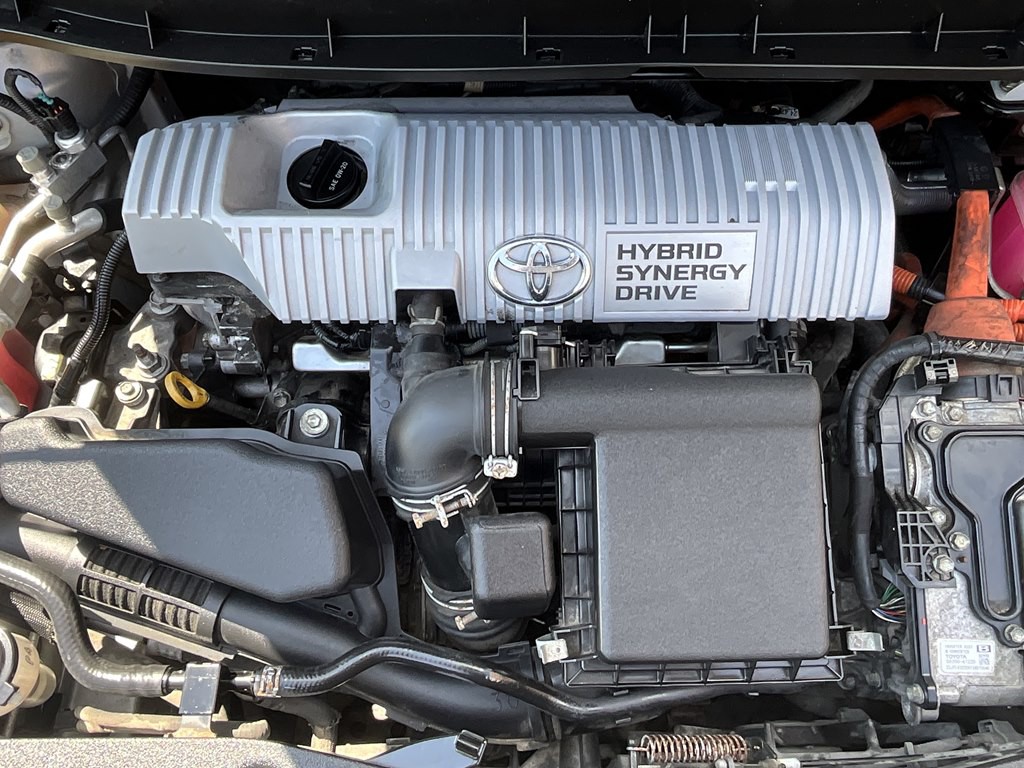 2013 Toyota Prius Image 23