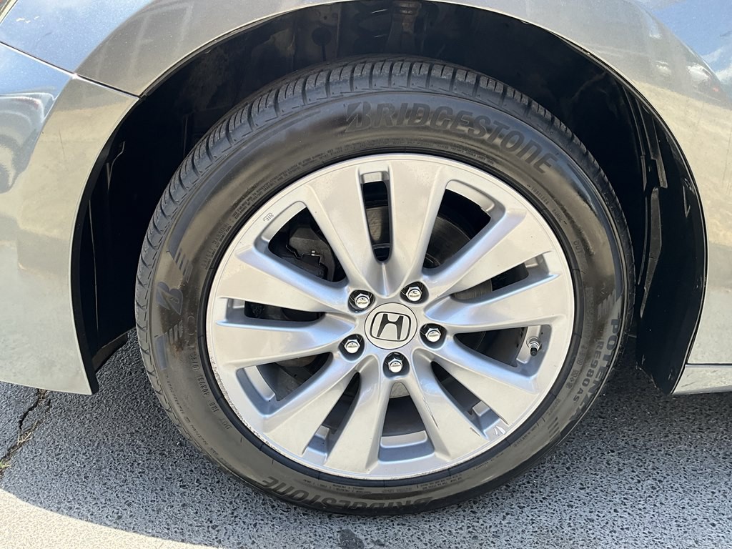 2012 Honda Accord Image 9
