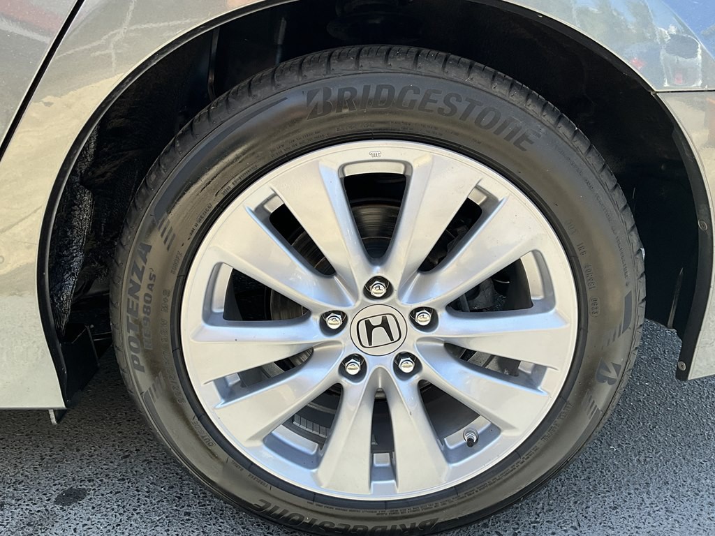 2012 Honda Accord Image 10