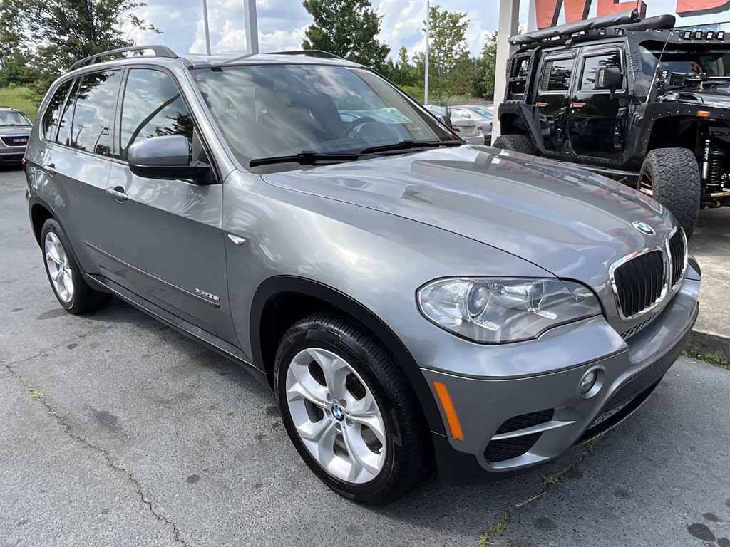 2013 BMW X5 Image 1