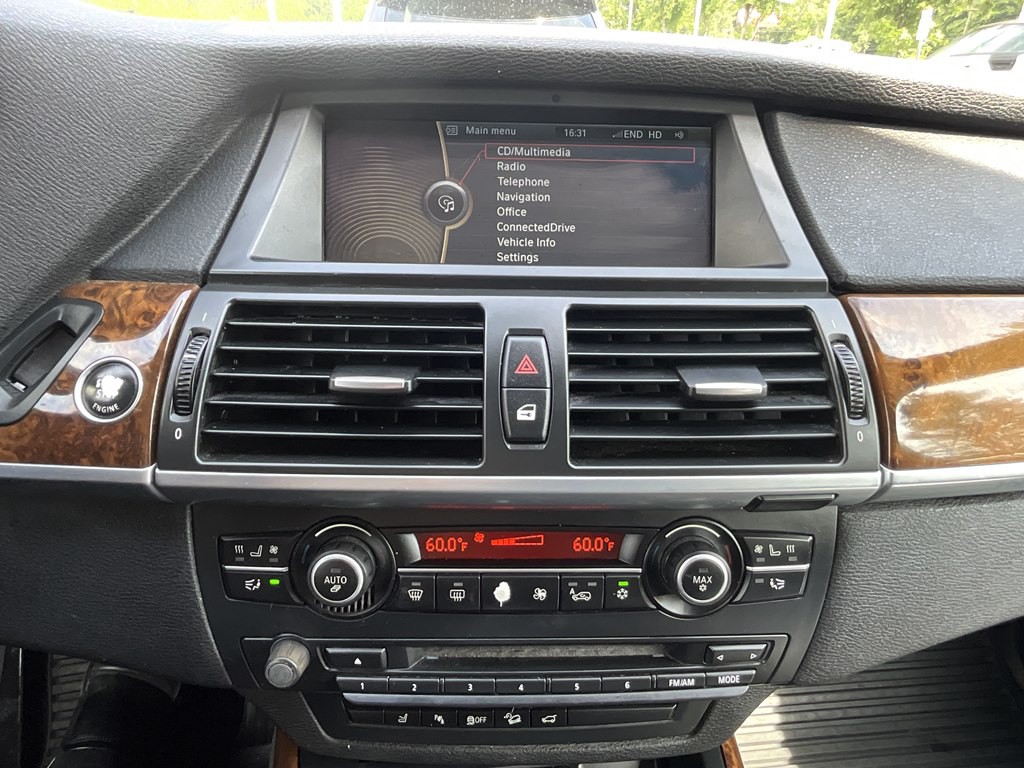 2013 BMW X5 Image 24