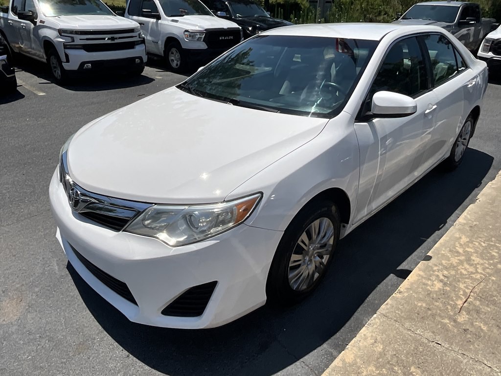 2014 Toyota Camry Image 3