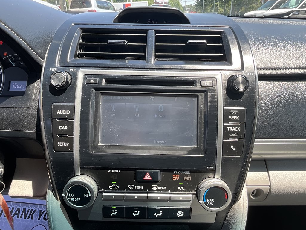 2014 Toyota Camry Image 22