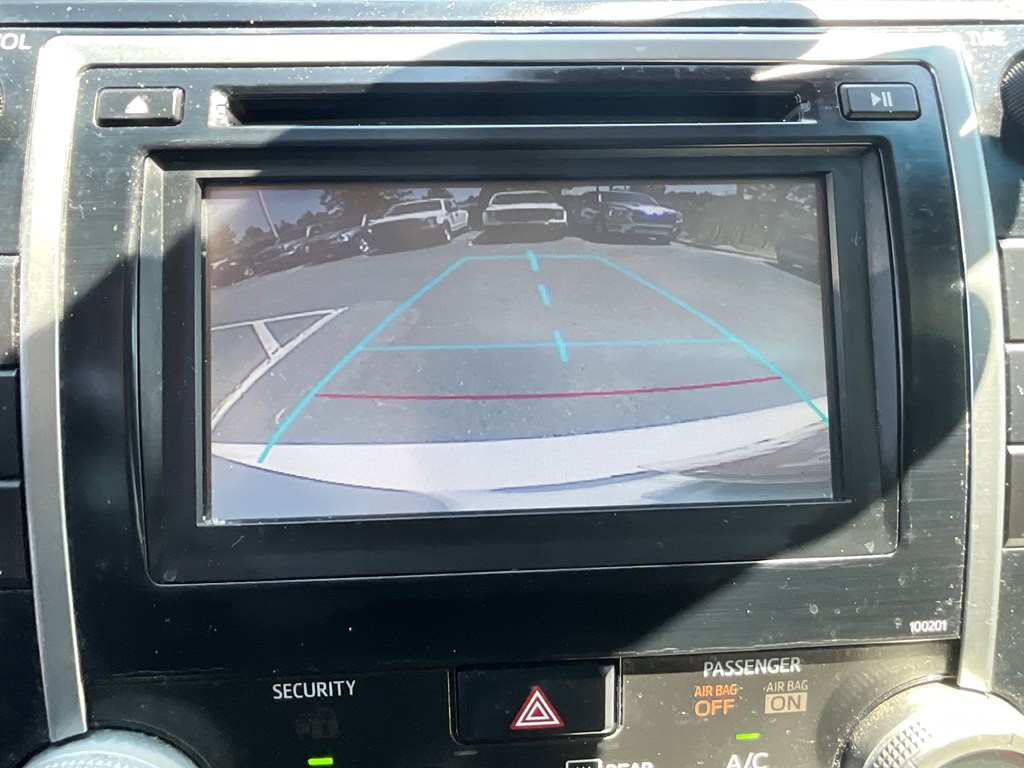 2014 Toyota Camry Image 23