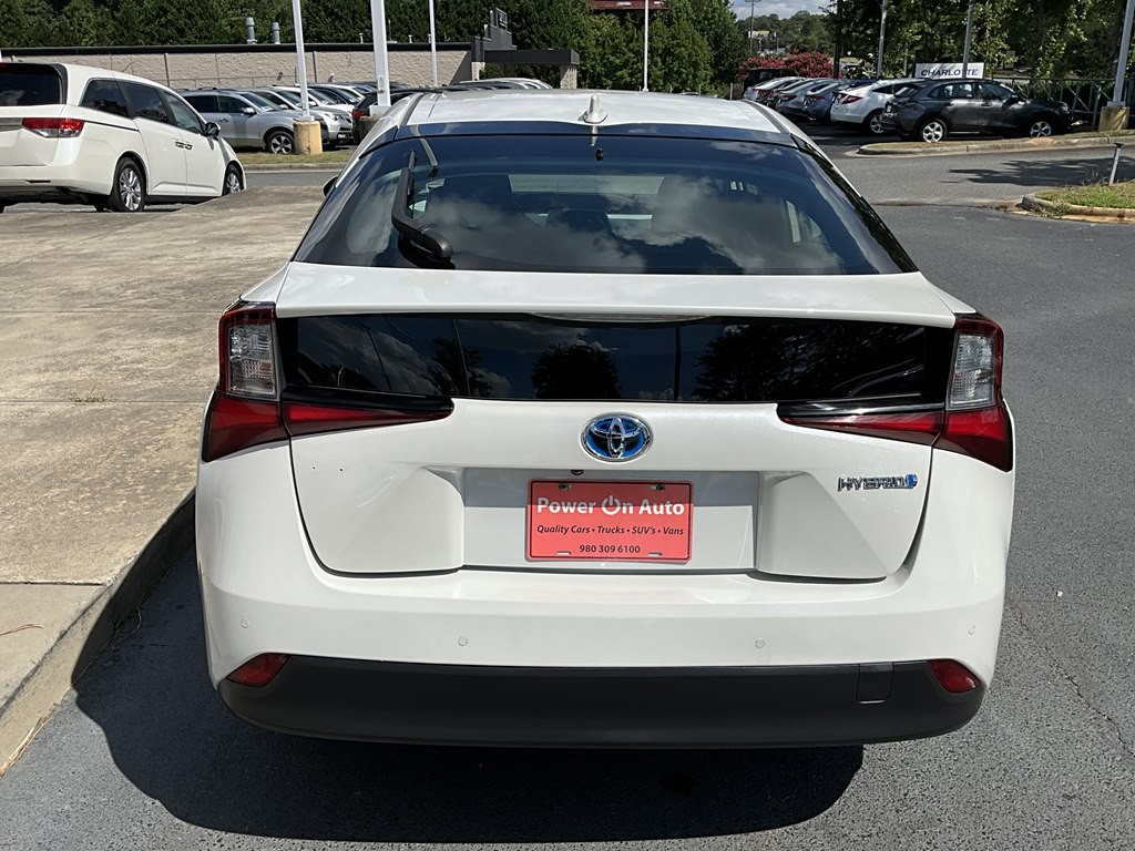 2019 Toyota Prius Image 5