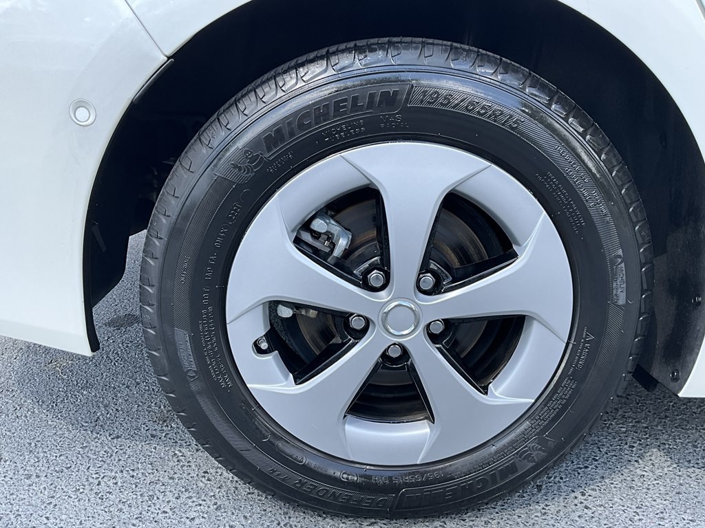 2019 Toyota Prius Image 7