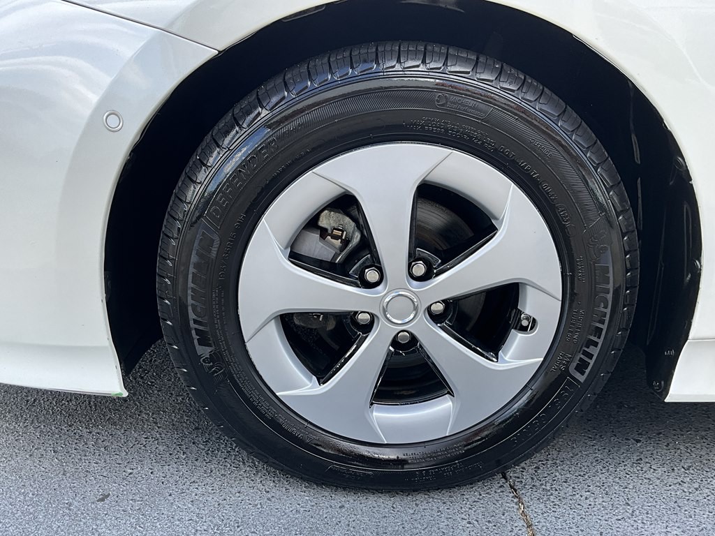 2019 Toyota Prius Image 9
