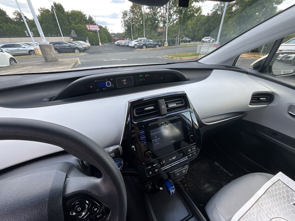 2019 Toyota Prius Image 23