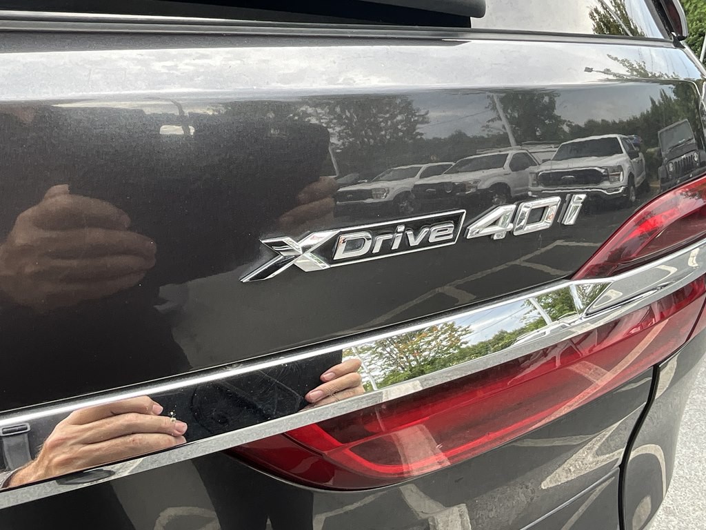 2019 BMW X7 Image 6