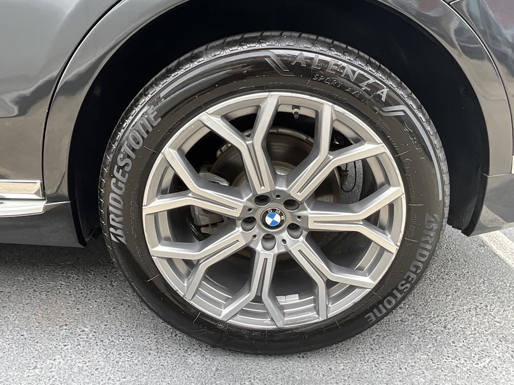 2019 BMW X7 Image 11