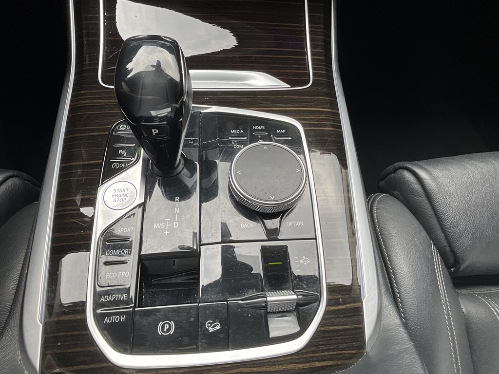 2019 BMW X7 Image 37