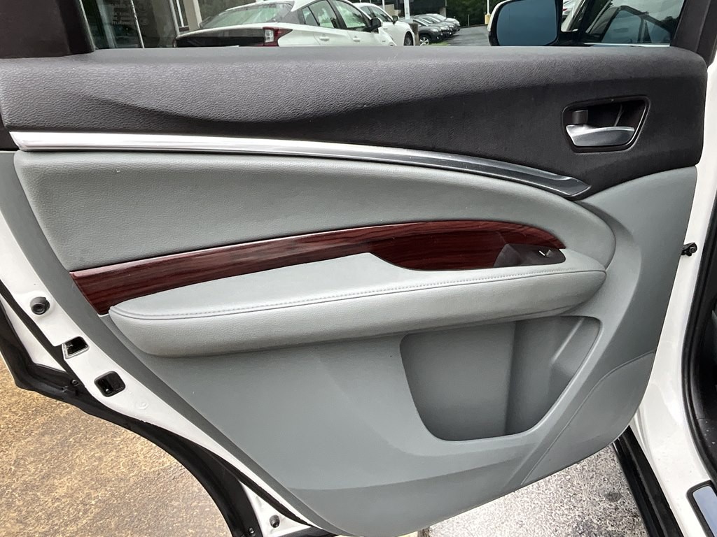 2016 Acura MDX Image 14