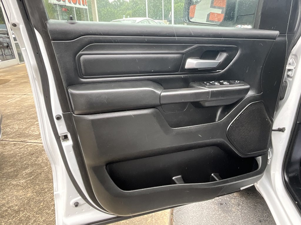 2022 RAM 1500 Image 8