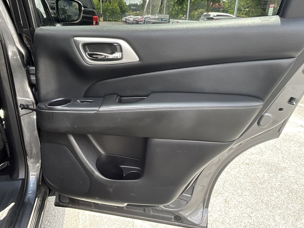 2019 Nissan Pathfinder Image 13