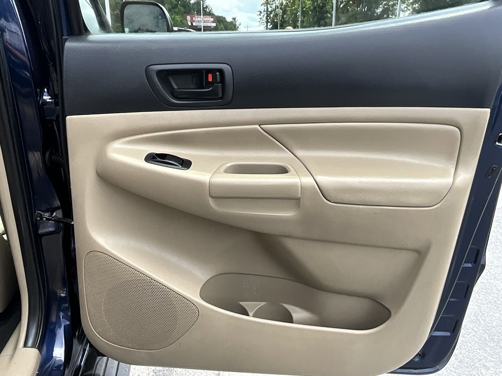 2012 Toyota Tacoma Image 12