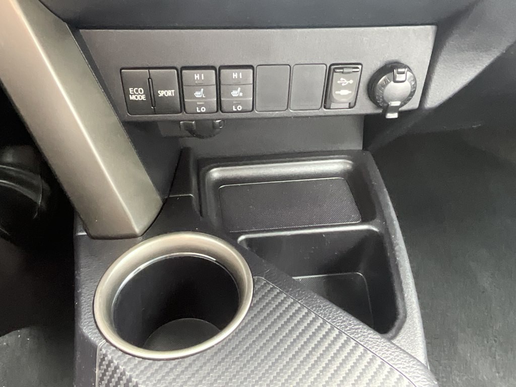 2015 Toyota Rav4 Image 25