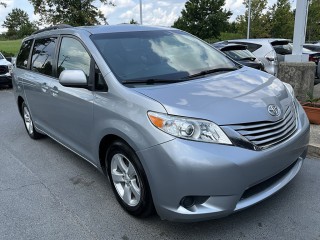 Image for 2015 Toyota Sienna LE ID: 6762009