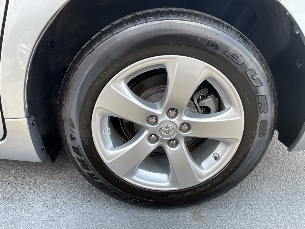 2015 Toyota Sienna Image 10