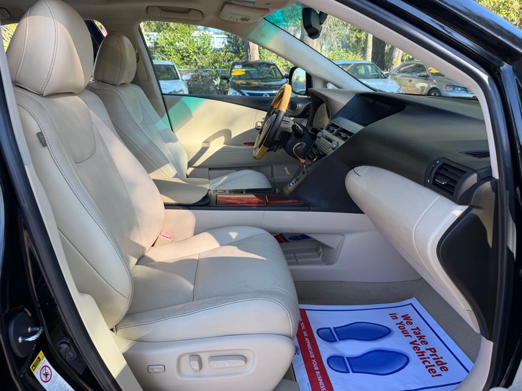 2012 Lexus RX Image 25