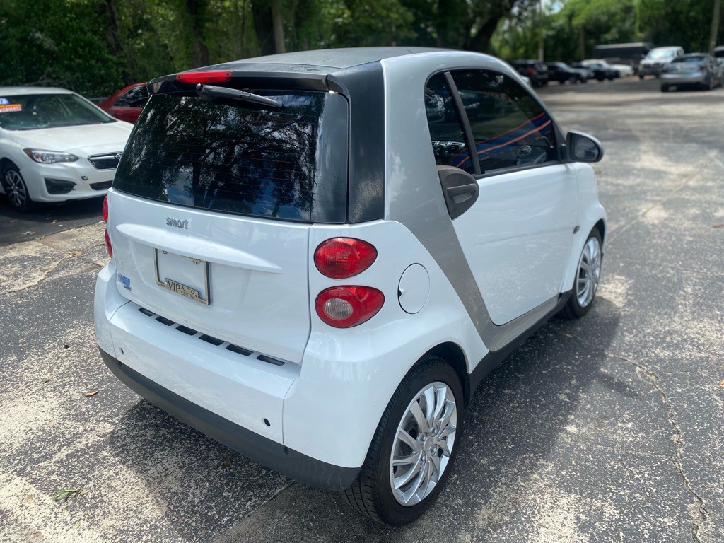 2012 smart fortwo Image 6