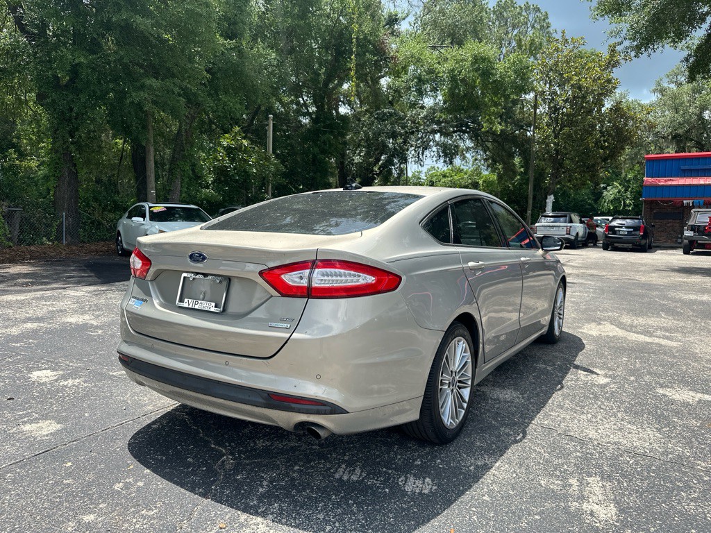 2015 Ford Fusion Image 5