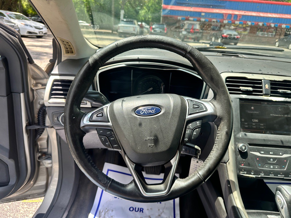 2015 Ford Fusion Image 11