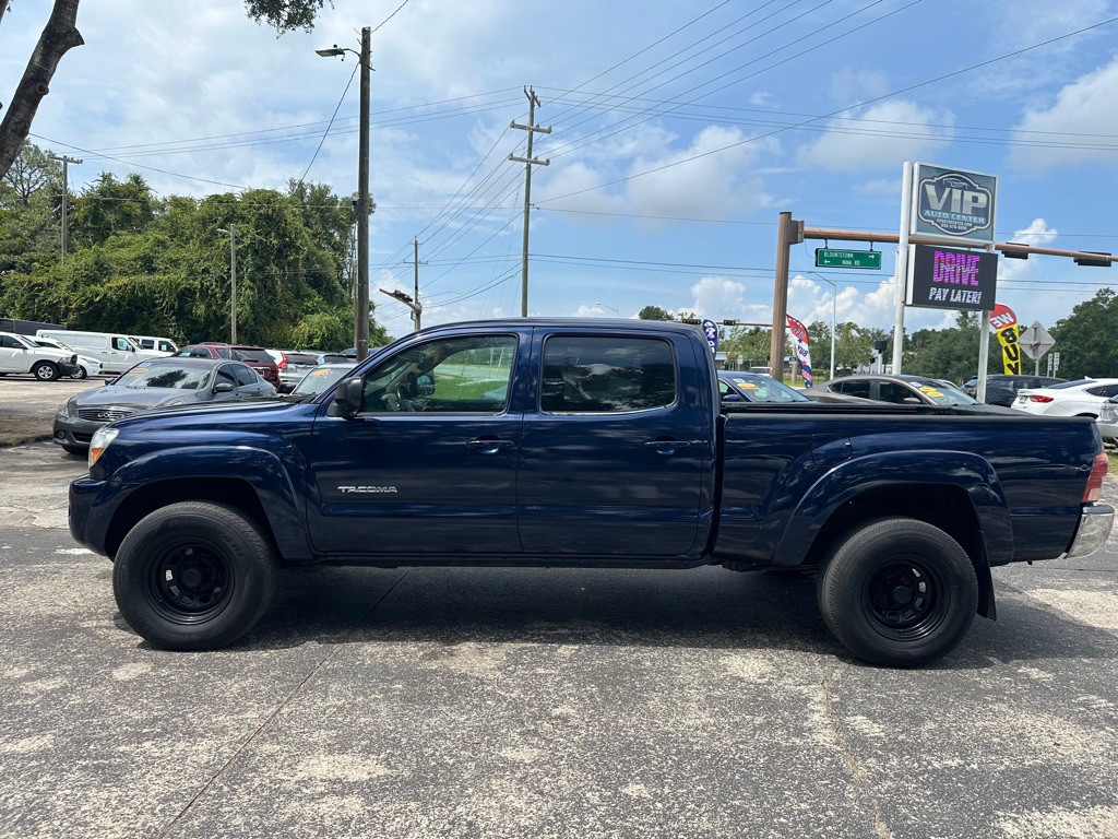 2005 Toyota Tacoma Image 2