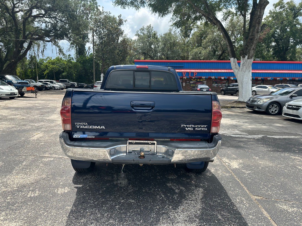 2005 Toyota Tacoma Image 4