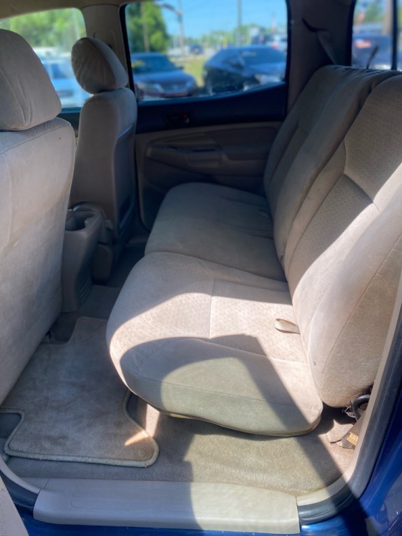 2005 Toyota Tacoma Image 16