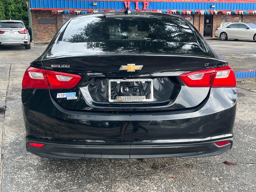 2017 Chevrolet Malibu Image 6