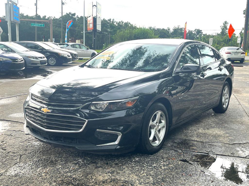 2017 Chevrolet Malibu Image 9