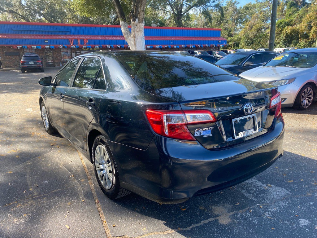 2014 Toyota Camry Image 7