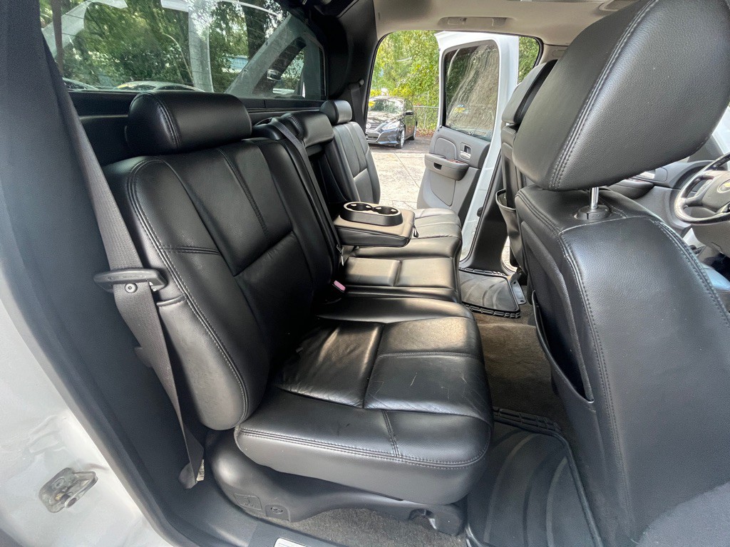2008 Chevrolet Avalanche Image 13