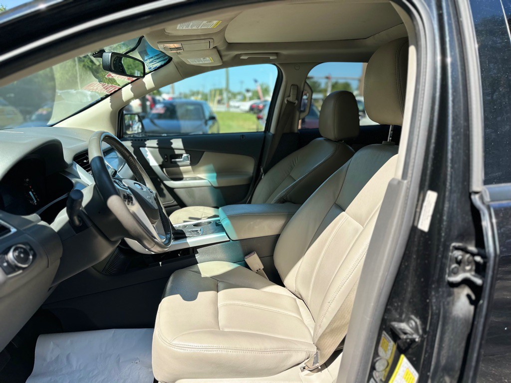 2013 Ford Edge Image 10