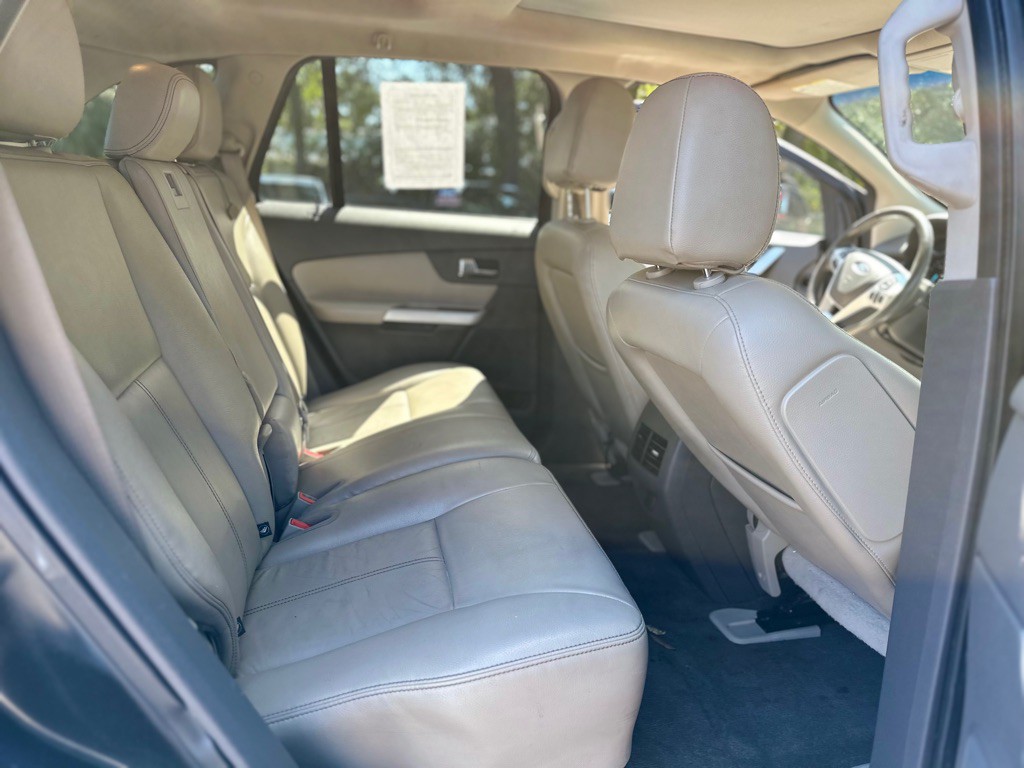 2013 Ford Edge Image 17