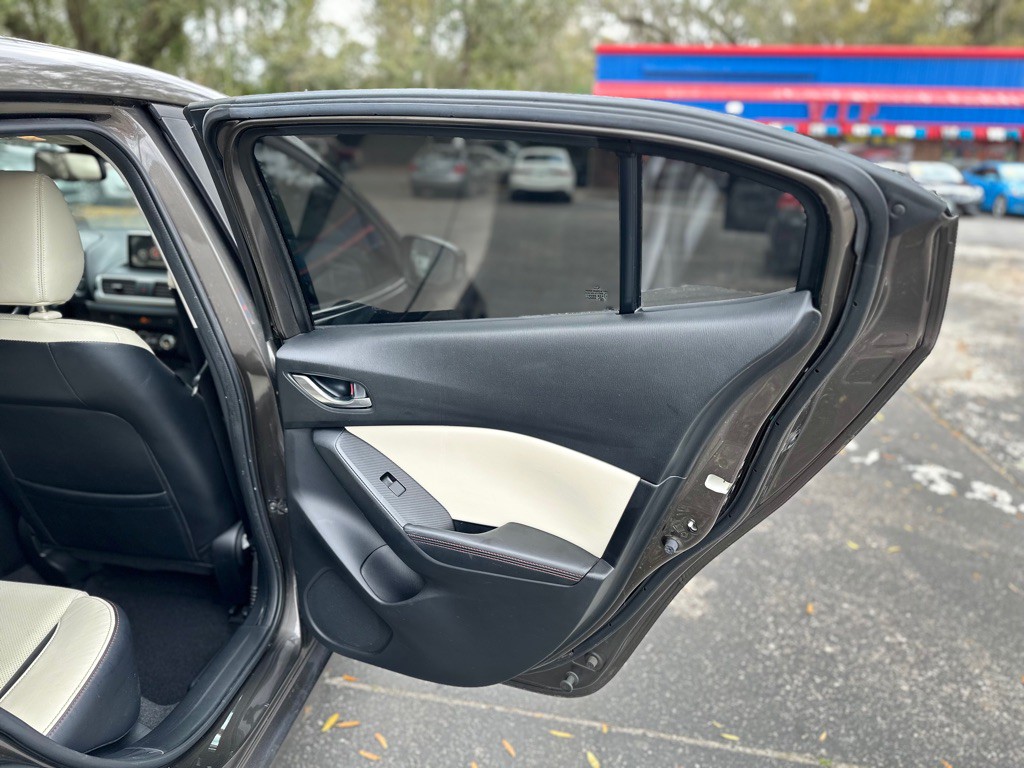 2014 Mazda Mazda3 Image 21