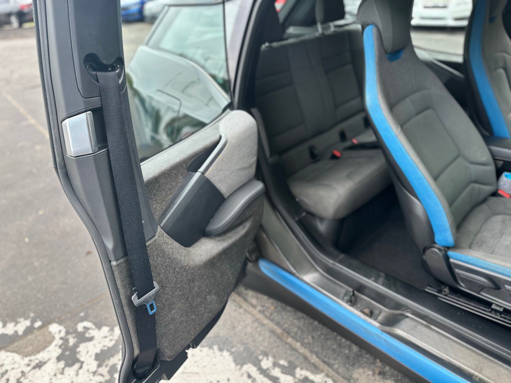 2016 BMW i3 Image 22