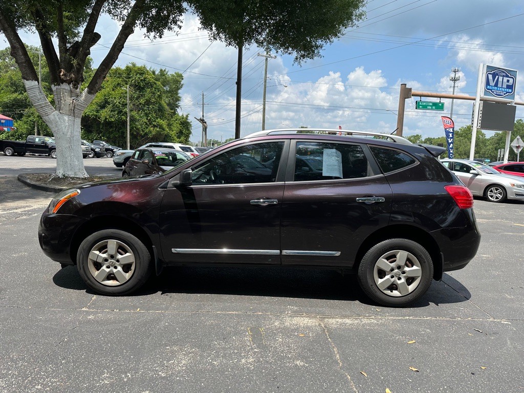 2015 Nissan Rogue Image 2