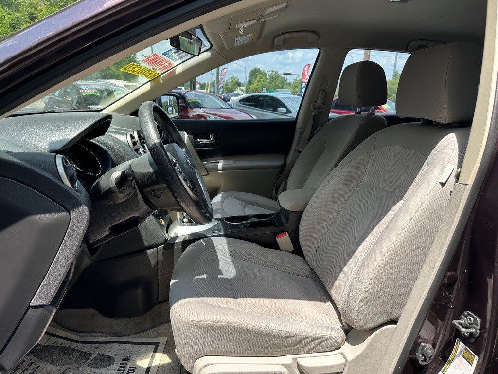 2015 Nissan Rogue Image 13