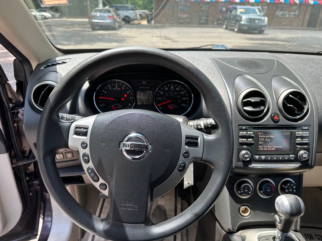 2015 Nissan Rogue Image 15