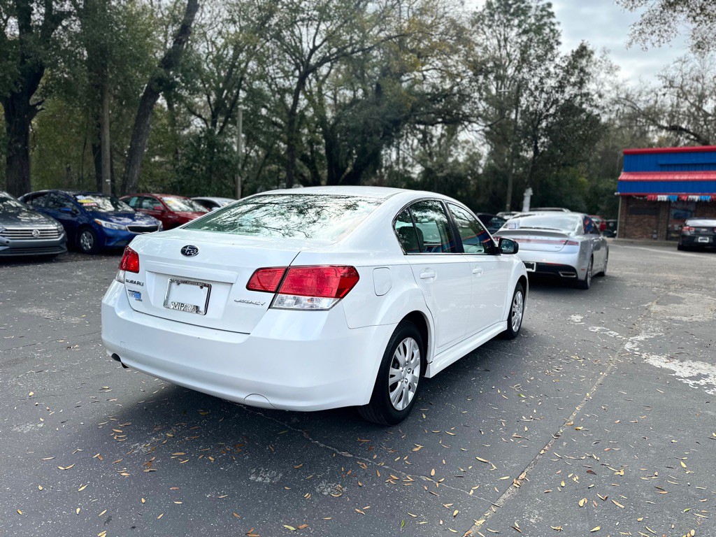 2013 Subaru Legacy Image 5